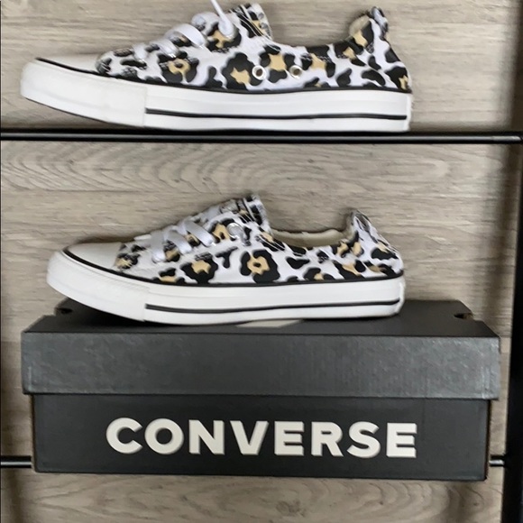 NIB- Women's Converse Slip On, Animal Print - Picture 3 of 5